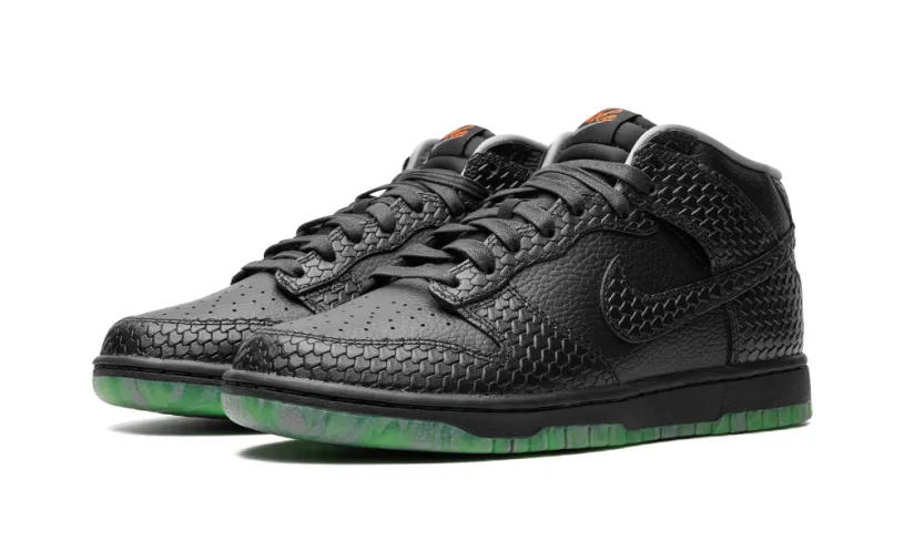 Nike Dunk Dunk Mid 'Halloween - Headless Horseman'
